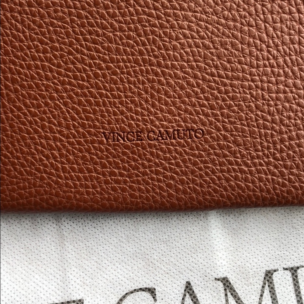 ❤️NWOT Vince Camuto tote - Picture 3 of 11